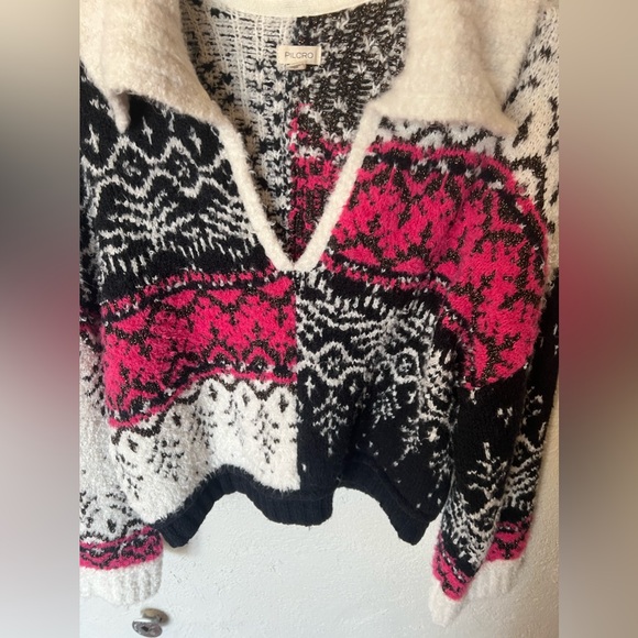 Anthropologie Pilcro V-Neck Fuzzy Printed Popover Sweater - Picture 6 of 15